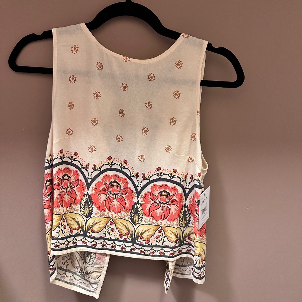 O’Neill Tie Back Crop Sleeveless Blouse